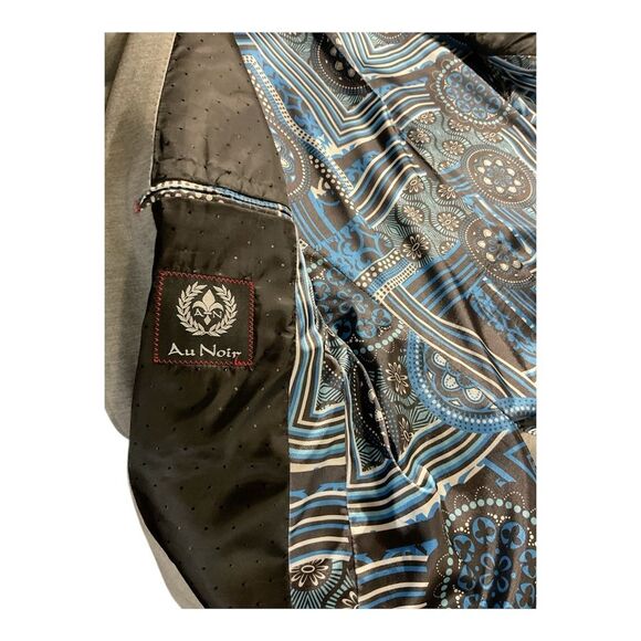 nOir Jewelry Gray Sport Coat with Modern Fit and Notched Lapel - Picture 6 of 6